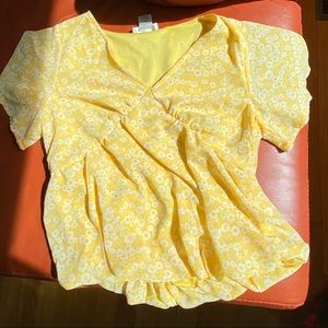 NWOT YELLOW V-NECK TOP